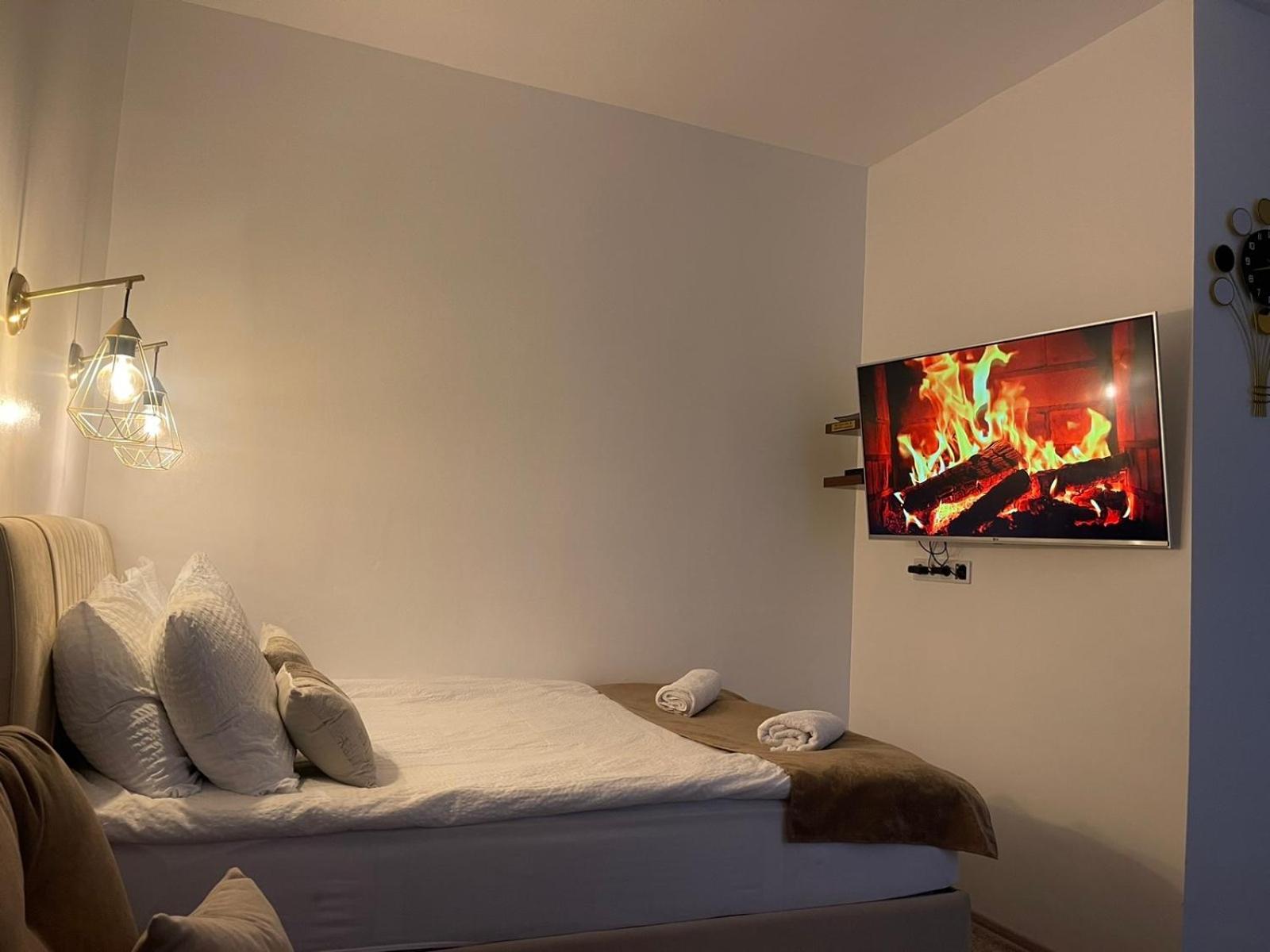 Lily Apartmani SJJ Buitenkant foto
